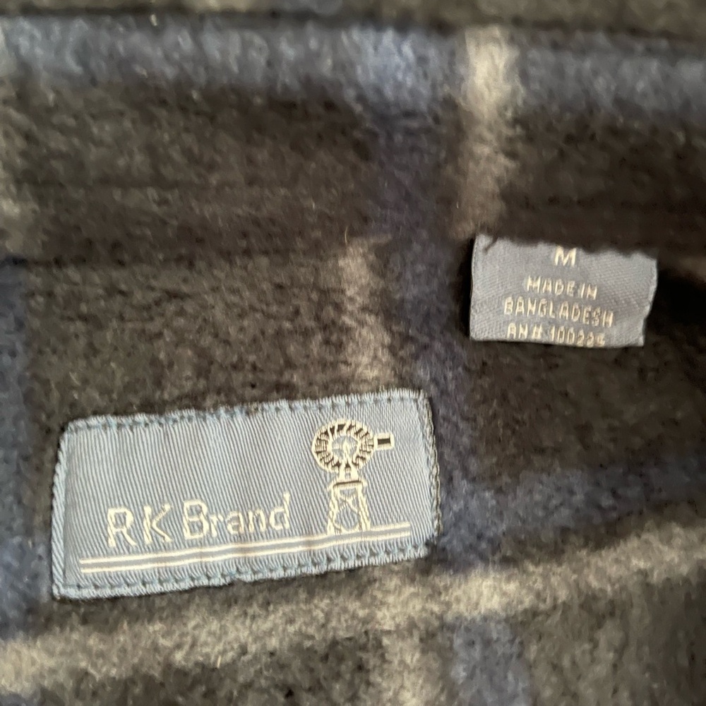Beautiful Men’s  Plaid Button-Up Shirt/jacket. Size M. Like New! - Picture 3 of 4